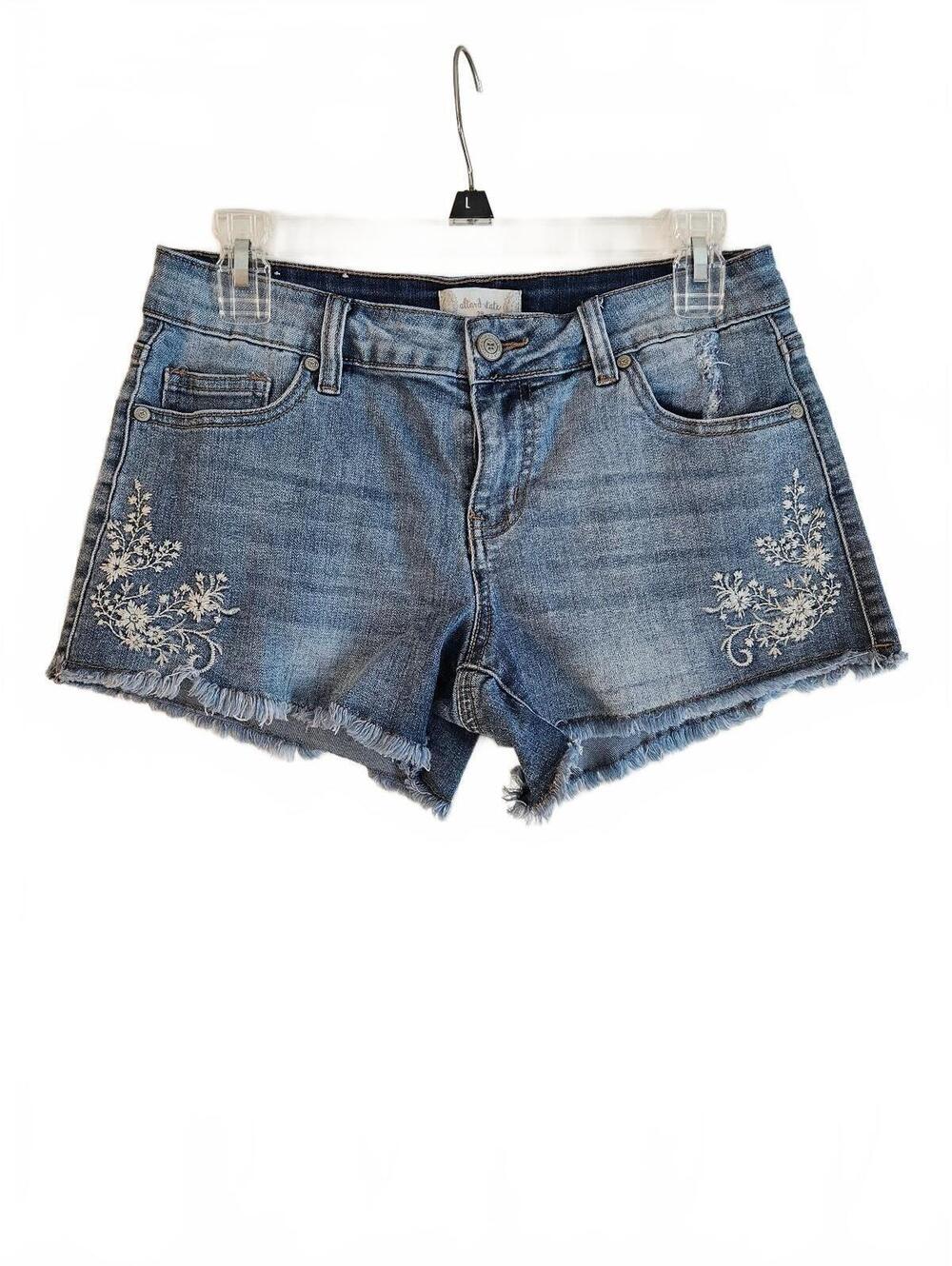 Altar'd State Low-Rise Denim Cut-off Shorts with White Floral Embroidery Size 28